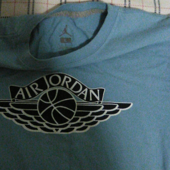 Clothes - Picture 3 of 3